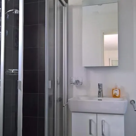 An Traumlage Mit Tessinerflair Appartement *